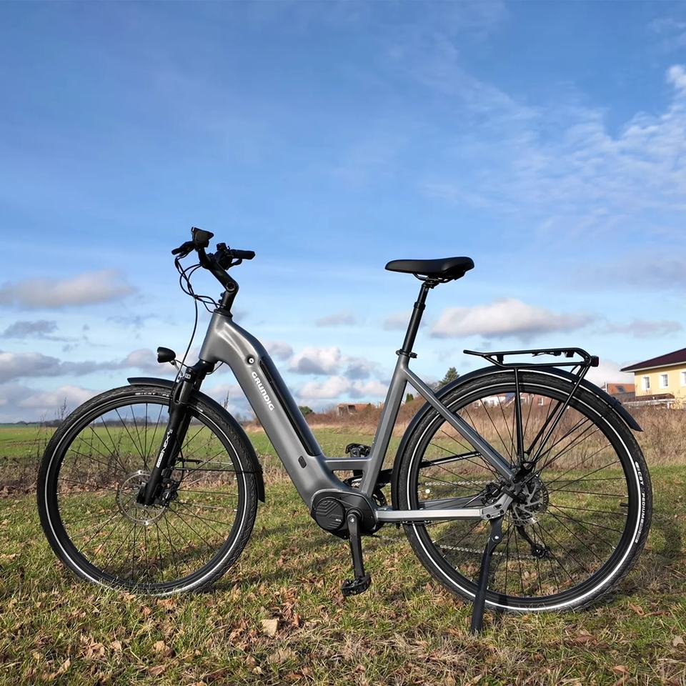 GRUNDIG GCB-1 E-Bike Light Gray
