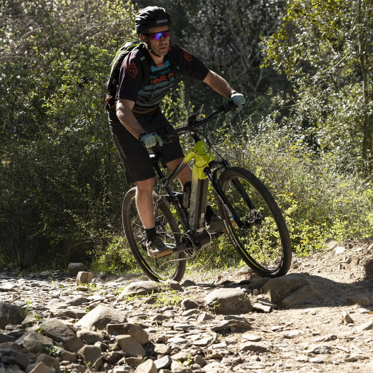 Youin Mont Blanc Electric Bike Off-Road Electric Cycle 5000W Central Motor 12KW Maximum Power 60km Integrated Hidden Aluminum