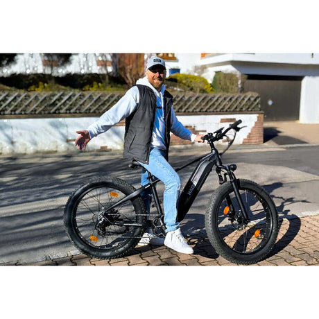 HAOQl All-Terrain 2.0 Electric Cycle Eagle Step over E-Bike with 250W Rear Hub Motor 60km Range Aluminum Carbon Frame Kenda Tire