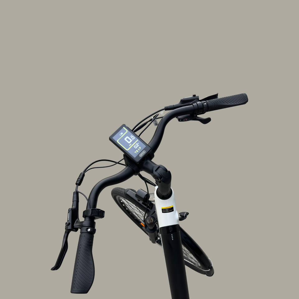 L7 Electric City Bike