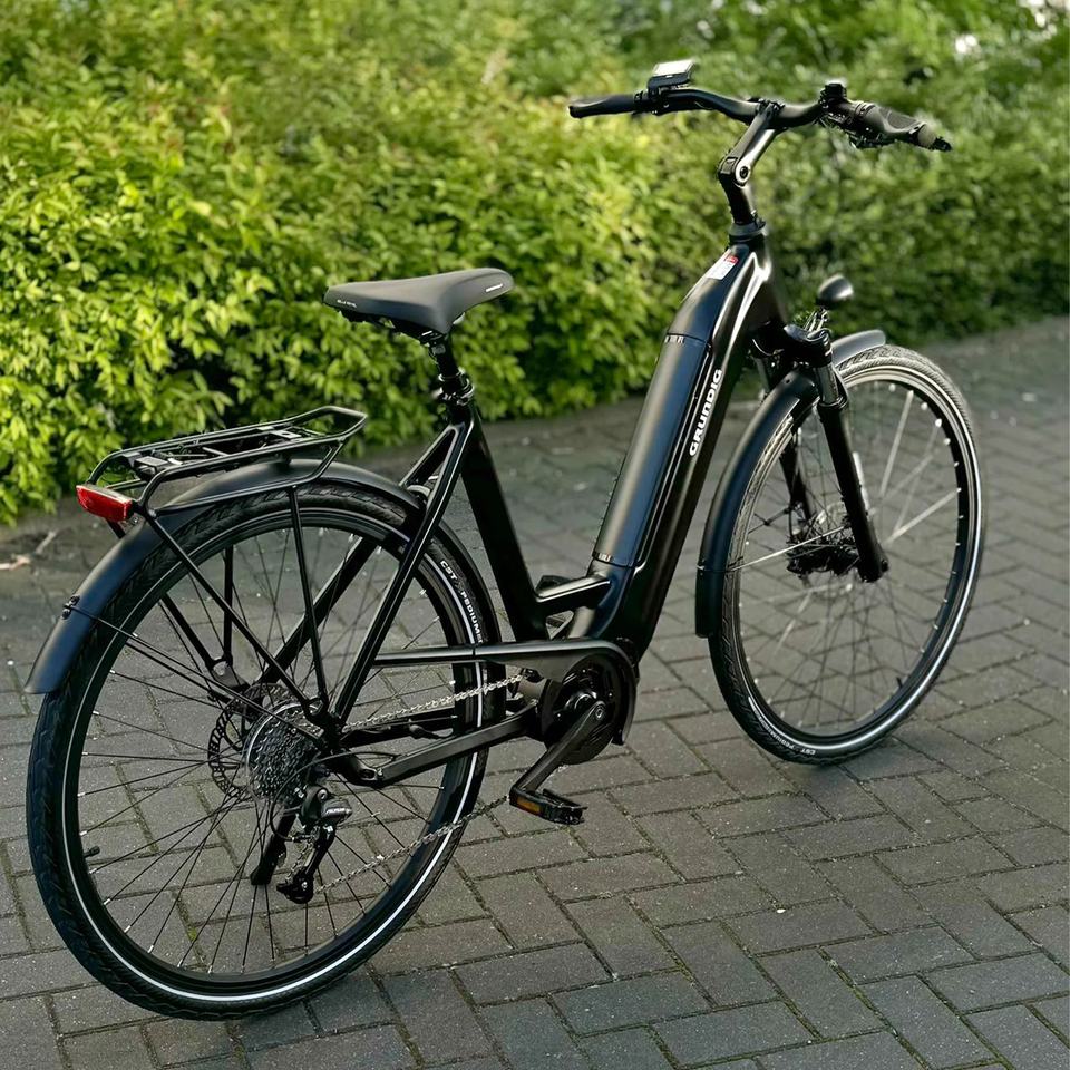 GRUNDIG GCB-1 E-Bike Light Gray