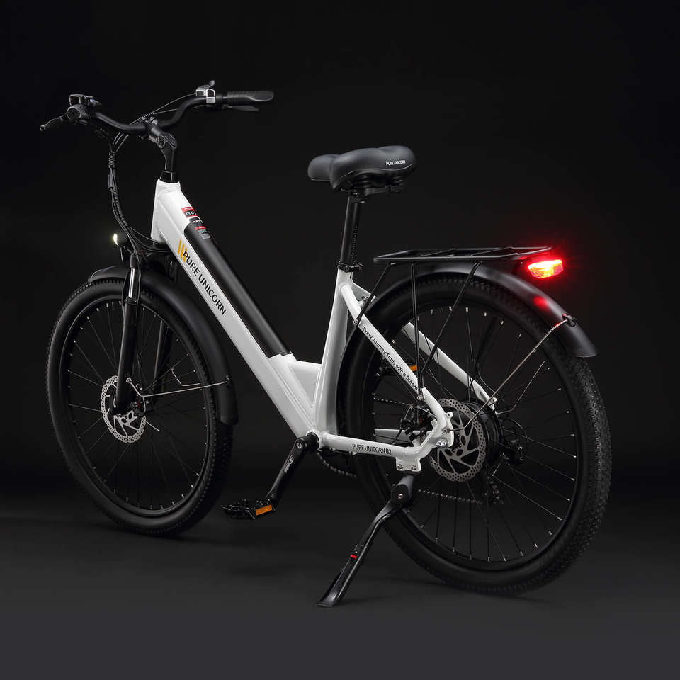 PURE UNICORN U2 750W Step-Through E-Bike 60km Range 26 Inch Wheel Size Central Motor Rear Hub Motor Integrated Battery 1000W