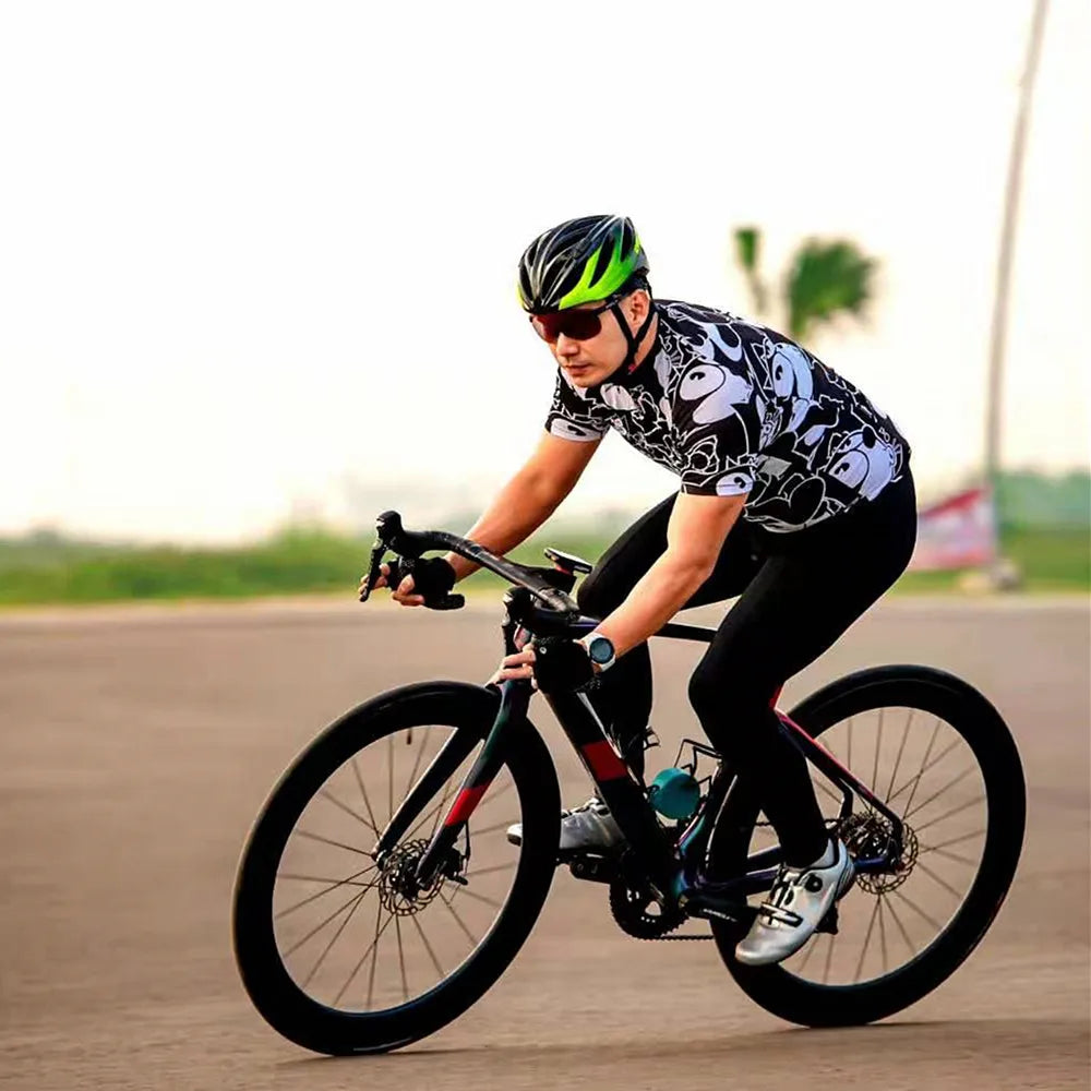 New Design  Disc Brake Road Bike  Full Carbon Fiber Road Bicycle