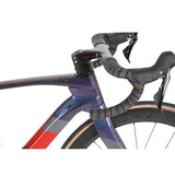 CYCLONEpro Disc Brake Professional Road Bike Full 105 Groupset 22speed Carbon Fiber Road Bike 700C Racing Carbon Road Bike