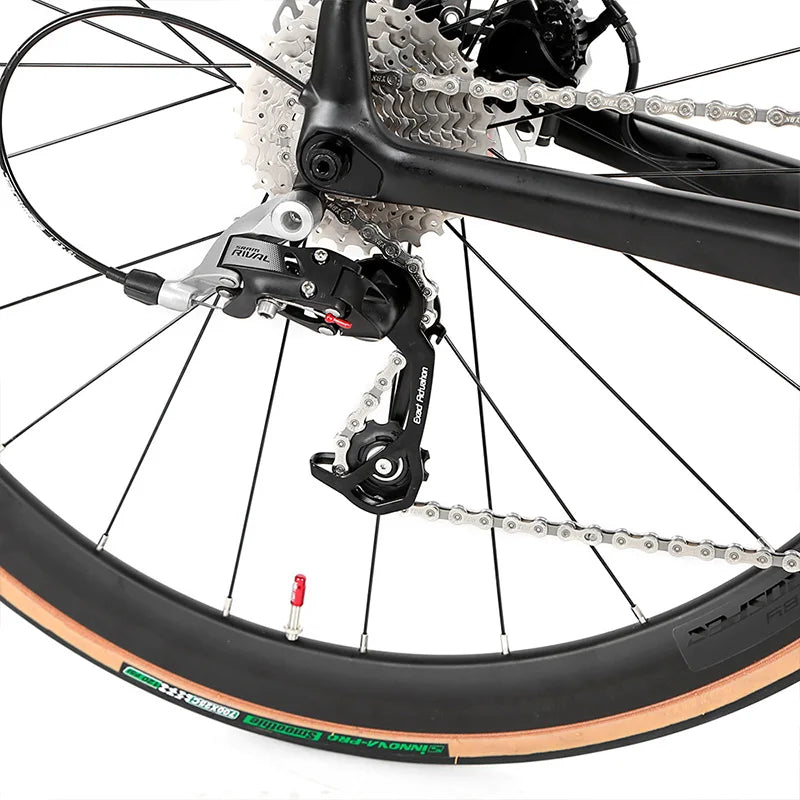 New Design  Disc Brake Road Bike  Full Carbon Fiber Road Bicycle